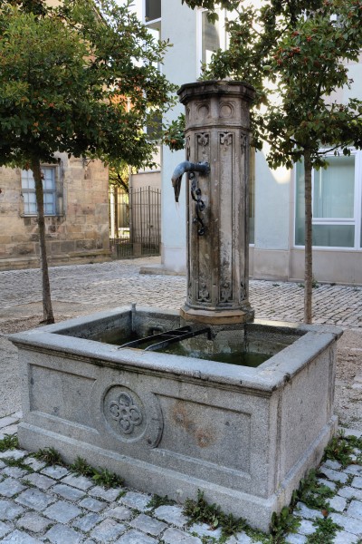 Brunnen Kirchplatz