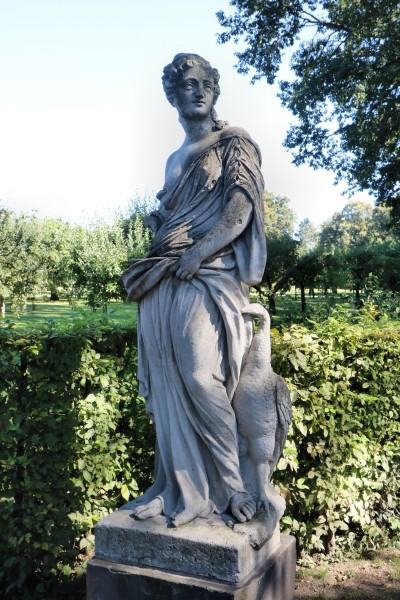 Gartenfigur