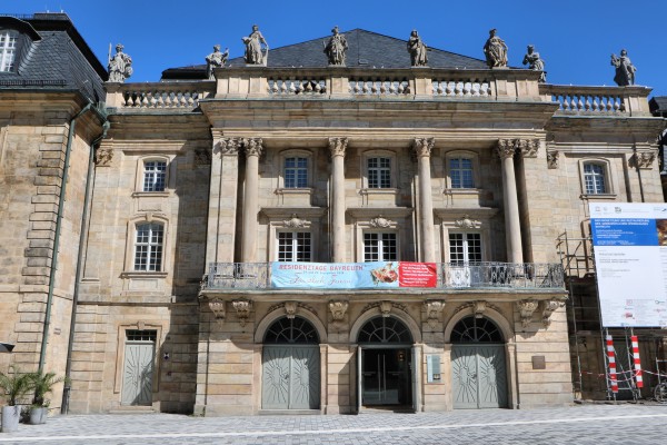 Opernhaus