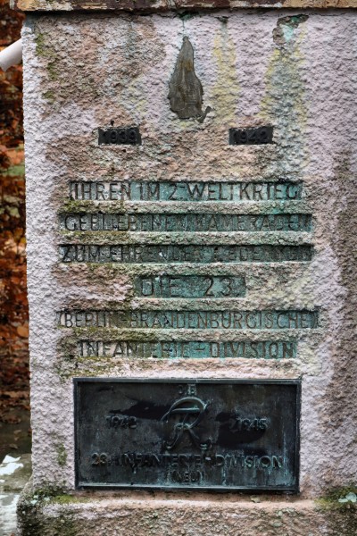 Fahnenträgerdenkmal