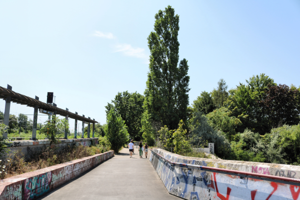 Fußgängerbrücke