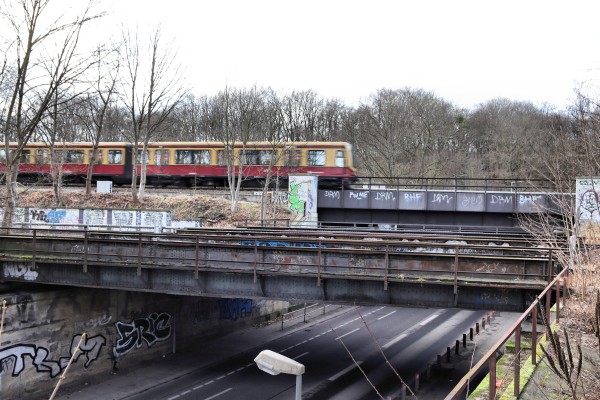 Bahnbrücken