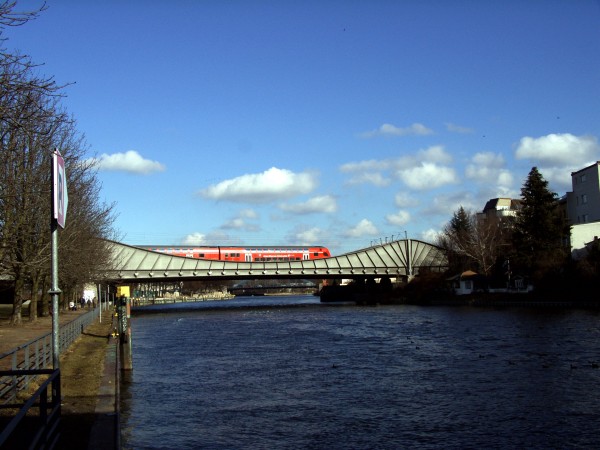 Bahnbrücke