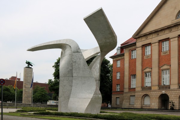Skulptur Wing