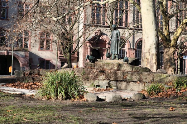 Gänselieselbrunnen