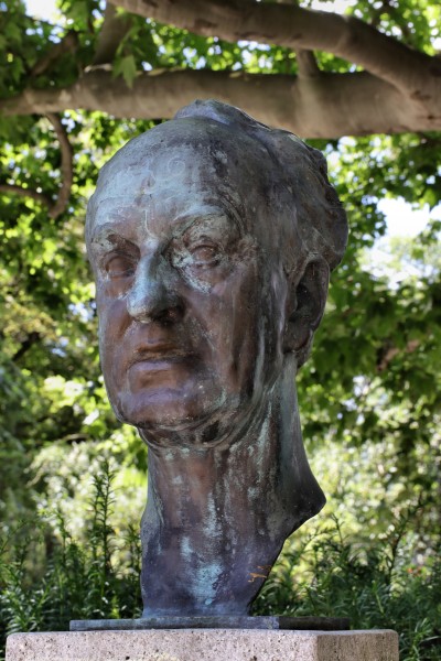 Gerhart-Hauptmann-Denkmal