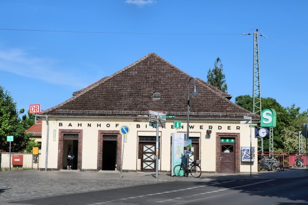 Bahnhof