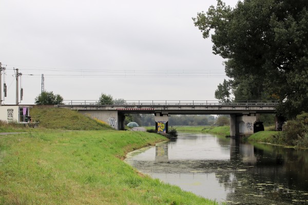 Bahnbrücke