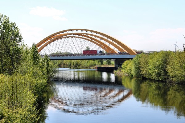 Autobahnbrücke