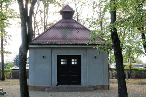 Friedhof - Leichenhalle