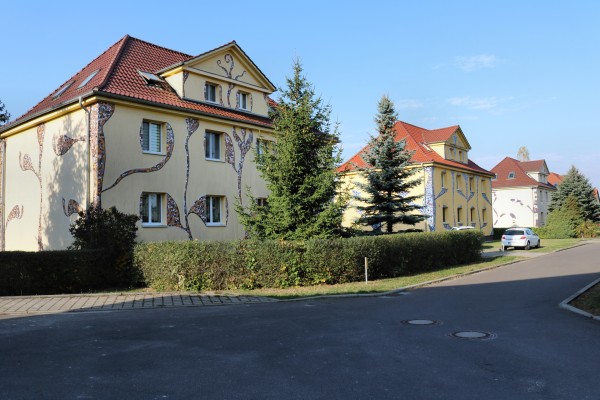 Kurze Straße - Fassadenmosaik