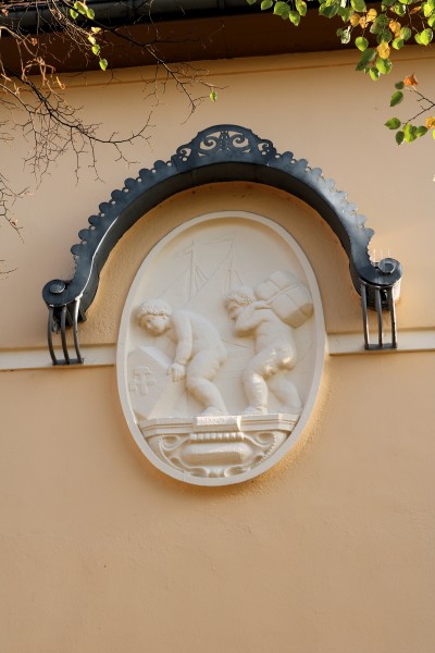 Mayenburg-Grundschule Relief