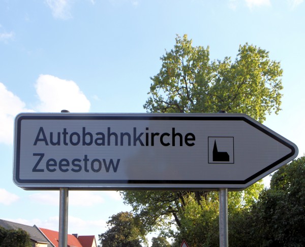 Autobahnkirche.