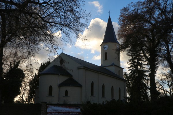 Autobahnkirche.