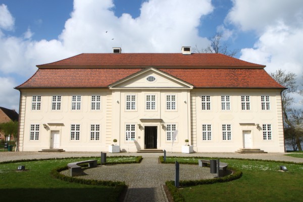 Dreiköniginnenpalais