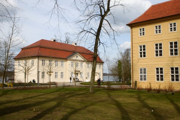 Dreiköniginnenpalais