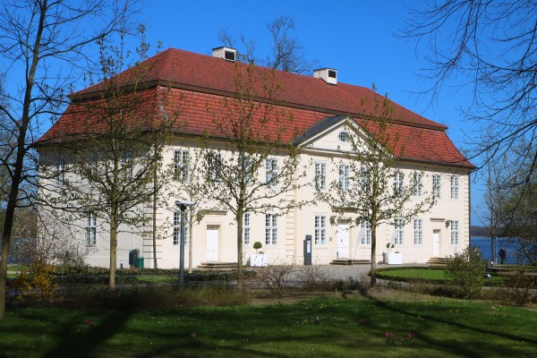 Dreiköniginnenpalais