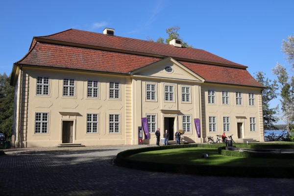 Dreiköniginnenpalais