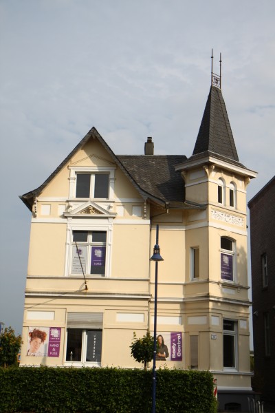 Elefanten-Schuhfabrik - Villa