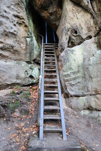 Hocksteinhöhle