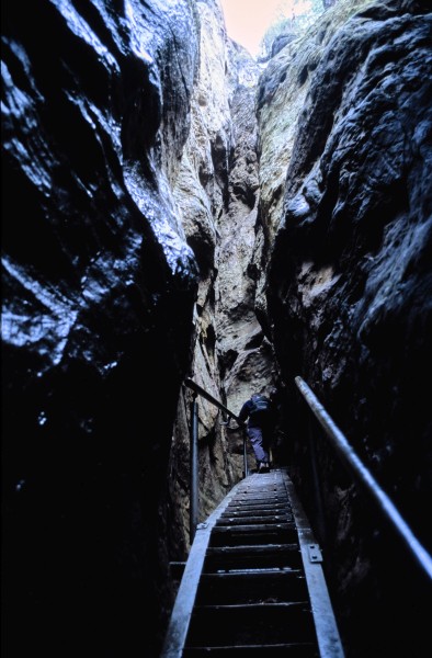 Hocksteinhöhle