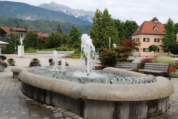 Brunnen Kirchplatz