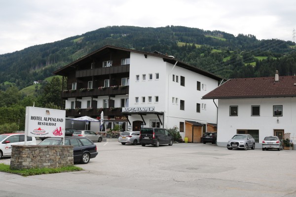 Hotel Alpenland