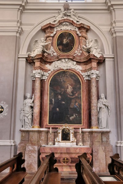 Nebenaltar