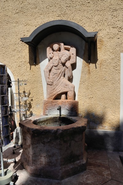 Christophorusbrunnen