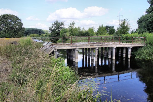 Kanalbrücke