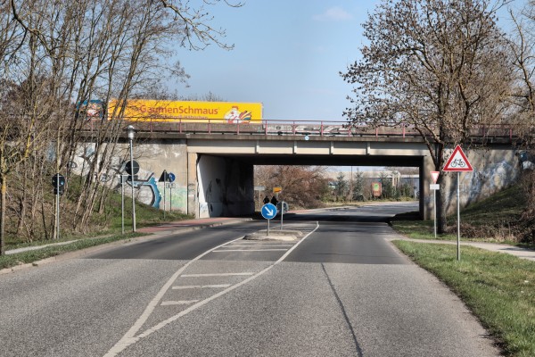 Autobahnbrücke